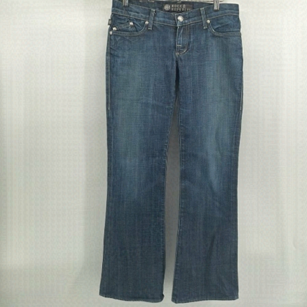 rock and Republic jeans bootleg 98% cotton medium was sz 27